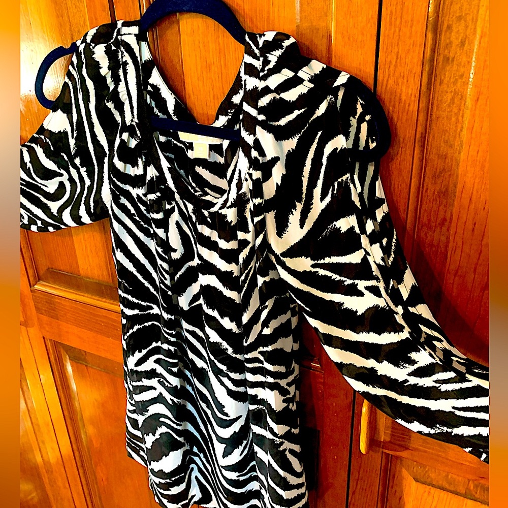 MICHAEL KORS- slits from the shoulder to the wrists, never even worn before!